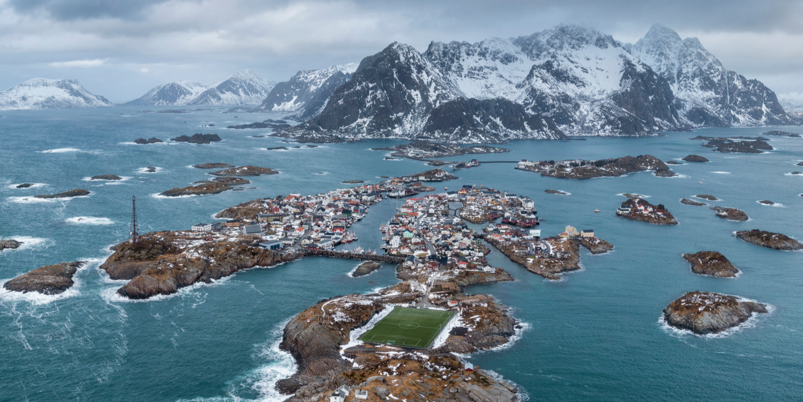 Visite libre des Lofotens /100 km